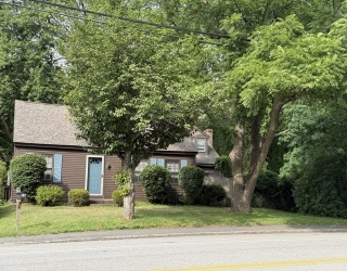 32 River Rd, Andover, Massachusetts, 3 Bedrooms Bedrooms, 10 Rooms Rooms,2.5 BathroomsBathrooms,Residential,For Sale,River Rd,73552756