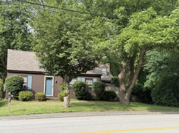 32 River Rd, Andover, Massachusetts, 3 Bedrooms Bedrooms, 10 Rooms Rooms,2.5 BathroomsBathrooms,Residential,For Sale,River Rd,73552756 32 River Rd, Andover, Massachusetts, 3 Bedrooms Bedrooms, 10 Rooms Rooms,2.5 BathroomsBathrooms,Residential,For Sale,River Rd,73552756