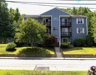 283 Privilege St, Woonsocket, Rhode Island, 2 Bedrooms Bedrooms, 4 Rooms Rooms,1.5 BathroomsBathrooms,Residential,For Sale,Privilege St,73552735