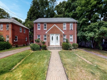 7-9 Payne Road, Newton, Massachusetts, 2 Bedrooms Bedrooms, 5 Rooms Rooms,1 BathroomBathrooms,Residential Lease,For Rent,Payne Road,73552737 7-9 Payne Road, Newton, Massachusetts, 2 Bedrooms Bedrooms, 5 Rooms Rooms,1 BathroomBathrooms,Residential Lease,For Rent,Payne Road,73552737