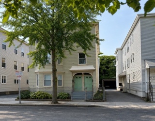 379 Cardinal Mederios Ave, Cambridge, Massachusetts, 2 Bedrooms Bedrooms, 4 Rooms Rooms,1 BathroomBathrooms,Residential Lease,For Rent,Cardinal Mederios Ave,73553024