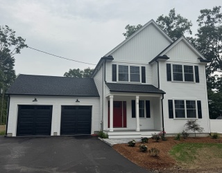 19 Barberry Road, Mansfield, Massachusetts, 3 Bedrooms Bedrooms, 6 Rooms Rooms,2.5 BathroomsBathrooms,Residential,For Sale,Barberry Road,73553048