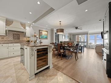 1 Seal Harbor, Winthrop, Massachusetts, 2 Bedrooms Bedrooms, 6 Rooms Rooms,2 BathroomsBathrooms,Residential,For Sale,Seal Harbor,73553054