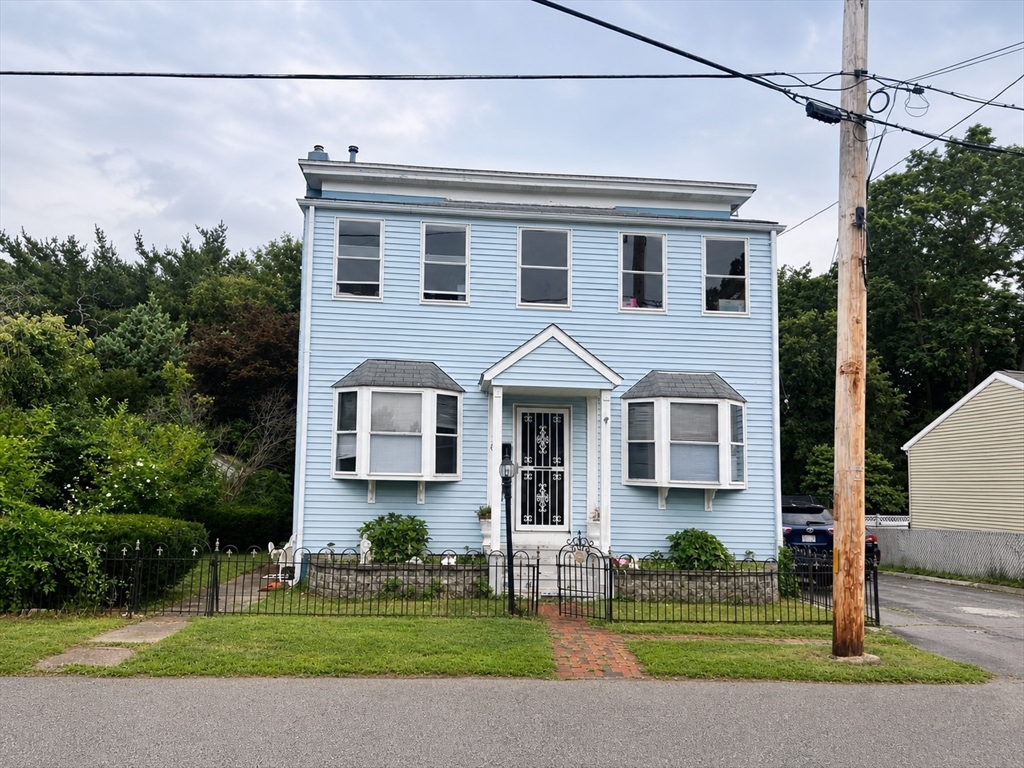30 California Ave, Bellingham, Massachusetts, 7 Bedrooms Bedrooms, 12 Rooms Rooms,3 BathroomsBathrooms,Residential Income,For Sale,California Ave,73553035