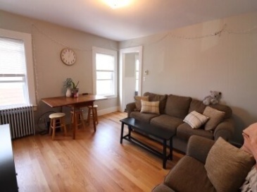 29 Mckenn St., Waltham, Massachusetts, 3 Bedrooms Bedrooms, 5 Rooms Rooms,1 BathroomBathrooms,Residential Lease,For Rent,Mckenn St.,73552833