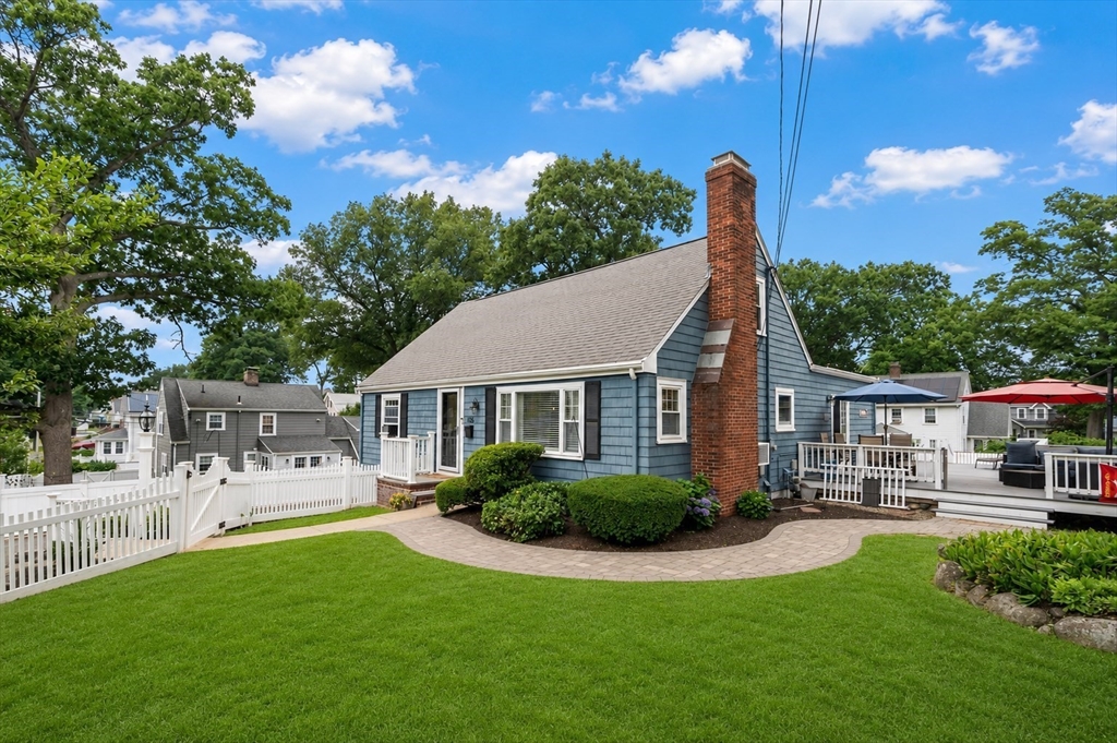 105 Whitman Ave, Melrose, Massachusetts, 5 Bedrooms Bedrooms, 10 Rooms Rooms,4 BathroomsBathrooms,Residential,For Sale,Whitman Ave,73552842