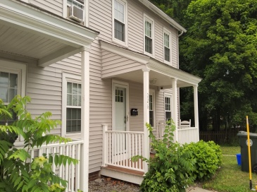 222-226 N. Main St., Andover, Massachusetts, 2 Bedrooms Bedrooms, 5 Rooms Rooms,1 BathroomBathrooms,Residential Lease,For Rent,N. Main St.,73552841