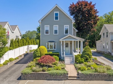 18 Nahant St, Wakefield, Massachusetts, 3 Bedrooms Bedrooms, 6 Rooms Rooms,1.5 BathroomsBathrooms,Residential,For Sale,Nahant St,73553082 18 Nahant St, Wakefield, Massachusetts, 3 Bedrooms Bedrooms, 6 Rooms Rooms,1.5 BathroomsBathrooms,Residential,For Sale,Nahant St,73553082