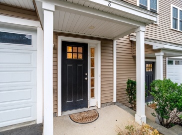 7 Gorham St, Chelmsford, Massachusetts, 2 Bedrooms Bedrooms, 5 Rooms Rooms,1.5 BathroomsBathrooms,Residential,For Sale,Gorham St,73552878