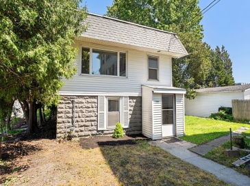 240 Montaup Street, Fall River, Massachusetts, 3 Bedrooms Bedrooms, 5 Rooms Rooms,2 BathroomsBathrooms,Residential,For Sale,Montaup Street,73553084 240 Montaup Street, Fall River, Massachusetts, 3 Bedrooms Bedrooms, 5 Rooms Rooms,2 BathroomsBathrooms,Residential,For Sale,Montaup Street,73553084