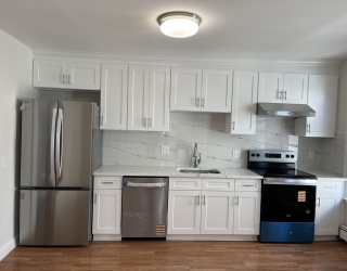 9 Depot Square, Ipswich, Massachusetts, 2 Bedrooms Bedrooms, 4 Rooms Rooms,1 BathroomBathrooms,Residential Lease,For Rent,Depot Square,73535556