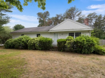 251 Main St, Harwich, Massachusetts, 3 Bedrooms Bedrooms, 6 Rooms Rooms,2 BathroomsBathrooms,Residential,For Sale,Main St,73540316 251 Main St, Harwich, Massachusetts, 3 Bedrooms Bedrooms, 6 Rooms Rooms,2 BathroomsBathrooms,Residential,For Sale,Main St,73540316