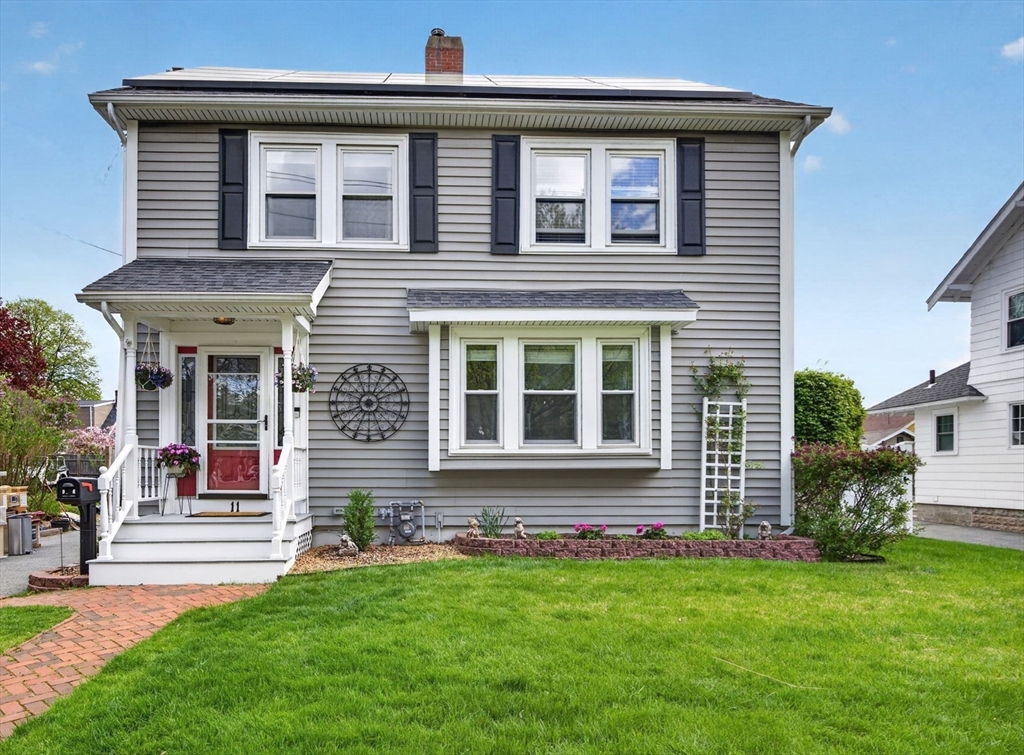 11 Clifton Ave, Beverly, Massachusetts, 3 Bedrooms Bedrooms, 8 Rooms Rooms,2 BathroomsBathrooms,Residential,For Sale,Clifton Ave,73516167