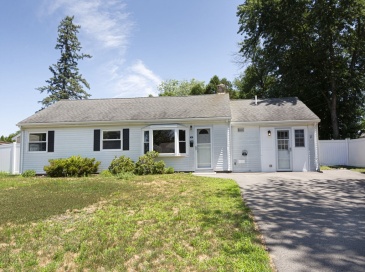 18 Brookfield Ter, Framingham, Massachusetts, 3 Bedrooms Bedrooms, 7 Rooms Rooms,1.5 BathroomsBathrooms,Residential Lease,For Rent,Brookfield Ter,73552892 18 Brookfield Ter, Framingham, Massachusetts, 3 Bedrooms Bedrooms, 7 Rooms Rooms,1.5 BathroomsBathrooms,Residential Lease,For Rent,Brookfield Ter,73552892
