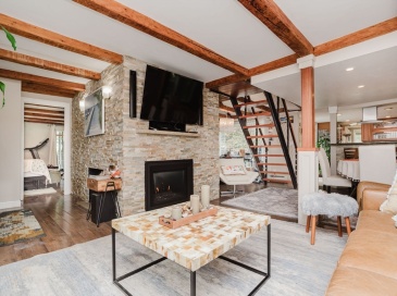 273 Center St, Hanover, Massachusetts, 3 Bedrooms Bedrooms, 7 Rooms Rooms,3 BathroomsBathrooms,Residential,For Sale,Center St,73552954 273 Center St, Hanover, Massachusetts, 3 Bedrooms Bedrooms, 7 Rooms Rooms,3 BathroomsBathrooms,Residential,For Sale,Center St,73552954