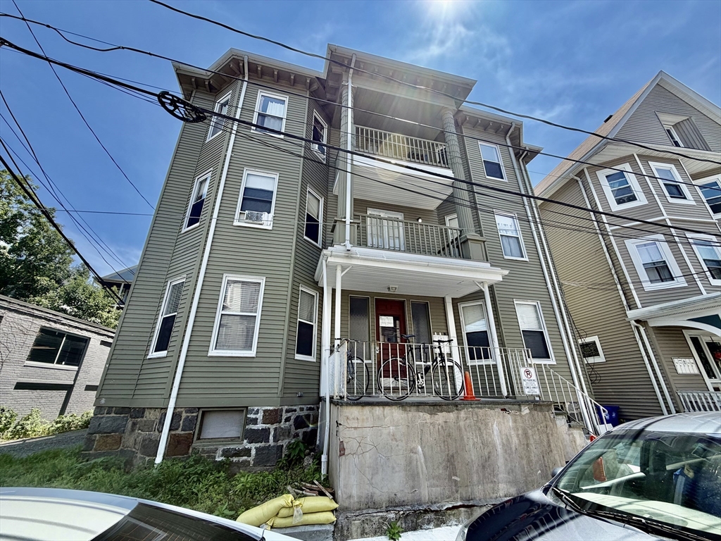 17 E Milton Rd, Brookline, Massachusetts, 5 Bedrooms Bedrooms, 7 Rooms Rooms,2 BathroomsBathrooms,Residential Lease,For Rent,E Milton Rd,73552879