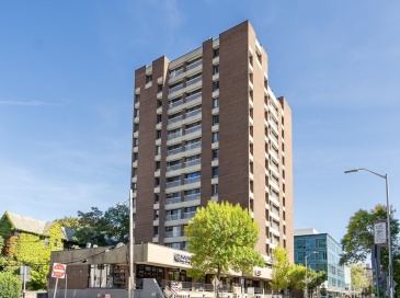 1105 Massachusetts Ave, Cambridge, Massachusetts, 2 Bedrooms Bedrooms, 4 Rooms Rooms,1 BathroomBathrooms,Residential,For Sale,Massachusetts Ave,73552941
