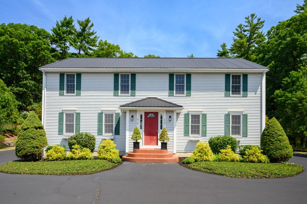 618-620 High Street, Bridgewater, Massachusetts, 6 Bedrooms Bedrooms, 12 Rooms Rooms,4 BathroomsBathrooms,Residential Income,For Sale,High Street,73553363