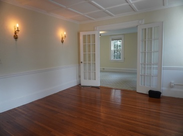 28 Court Street, Mansfield, Massachusetts, 4 Bedrooms Bedrooms, 7 Rooms Rooms,1 BathroomBathrooms,Residential Lease,For Rent,Court Street,73553367