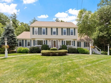 60 Wescott Circle, Tewksbury, Massachusetts, 5 Bedrooms Bedrooms, 15 Rooms Rooms,4.5 BathroomsBathrooms,Residential,For Sale,Wescott Circle,73550876