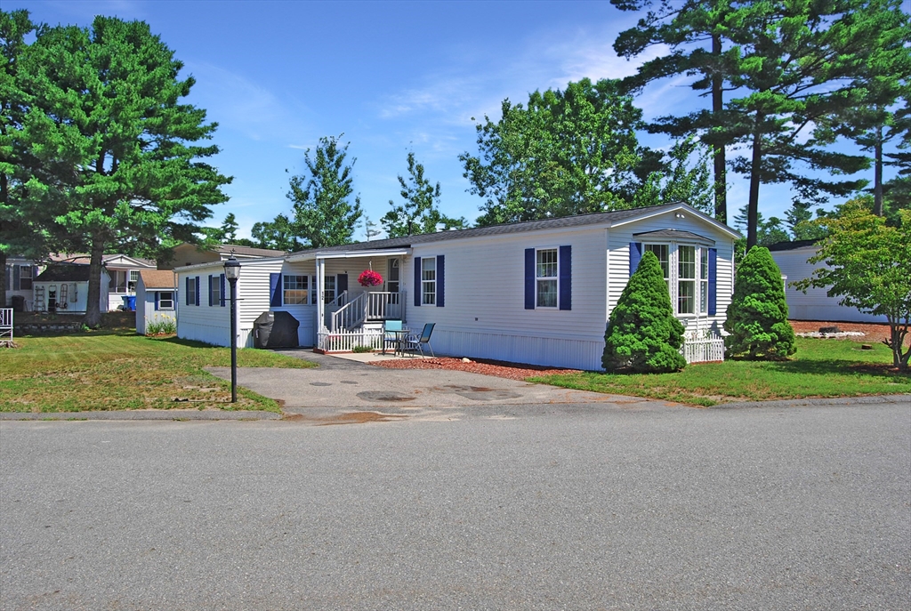 12 King Dr, Wareham, Massachusetts, 3 Bedrooms Bedrooms, 5 Rooms Rooms,1 BathroomBathrooms,Residential,For Sale,King Dr,73553377