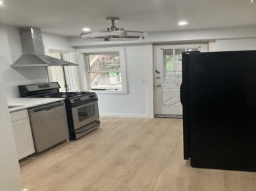 7 Rutland, Hudson, Massachusetts, 1 Bedroom Bedrooms, 4 Rooms Rooms,1 BathroomBathrooms,Residential Lease,For Rent,Rutland,73553390