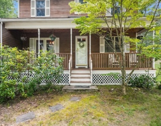 11 Marlboro Rd, Georgetown, Massachusetts, 4 Bedrooms Bedrooms, 7 Rooms Rooms,1.5 BathroomsBathrooms,Residential,For Sale,Marlboro Rd,73553398