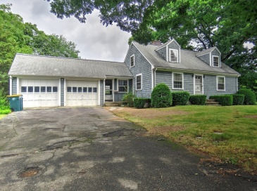 56 Brookfield Rd, Abington, Massachusetts, 3 Bedrooms Bedrooms, 6 Rooms Rooms,1.5 BathroomsBathrooms,Residential,For Sale,Brookfield Rd,73553403 56 Brookfield Rd, Abington, Massachusetts, 3 Bedrooms Bedrooms, 6 Rooms Rooms,1.5 BathroomsBathrooms,Residential,For Sale,Brookfield Rd,73553403