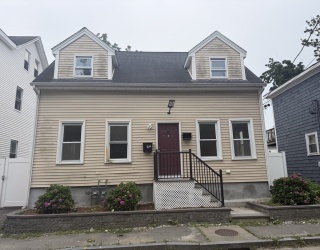 56 Adams St, Taunton, Massachusetts, 2 Bedrooms Bedrooms, 3 Rooms Rooms,1 BathroomBathrooms,Residential Lease,For Rent,Adams St,73553407
