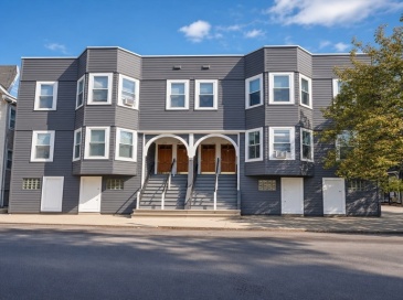80 Heath Street, Somerville, Massachusetts, 8 Bedrooms Bedrooms, 18 Rooms Rooms,4 BathroomsBathrooms,Residential Income,For Sale,Heath Street,73553200