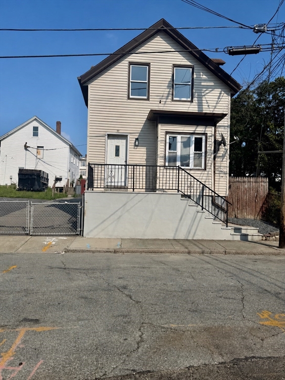 100 Melville St, Fall River, Massachusetts, 3 Bedrooms Bedrooms, 6 Rooms Rooms,1.5 BathroomsBathrooms,Residential,For Sale,Melville St,73553157