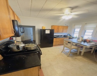 53 Ashland, Malden, Massachusetts, 3 Bedrooms Bedrooms, 6 Rooms Rooms,1 BathroomBathrooms,Residential Lease,For Rent,Ashland,73553416