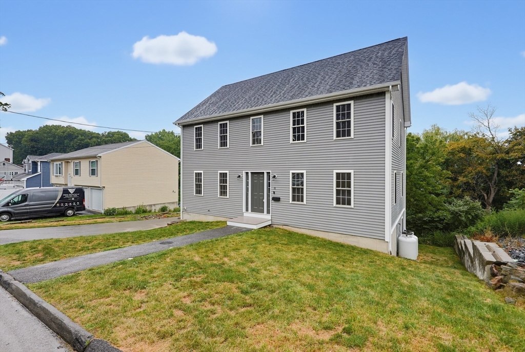18 Bullard Ave, Worcester, Massachusetts, 4 Bedrooms Bedrooms, 10 Rooms Rooms,2.5 BathroomsBathrooms,Residential,For Sale,Bullard Ave,73553422