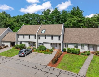 38 Woodland Park Dr, Haverhill, Massachusetts, 3 Bedrooms Bedrooms, 7 Rooms Rooms,3 BathroomsBathrooms,Residential,For Sale,Woodland Park Dr,73553415