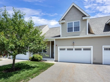 60 Tuscany Drive, Franklin, Massachusetts, 2 Bedrooms Bedrooms, 6 Rooms Rooms,2.5 BathroomsBathrooms,Residential,For Sale,Tuscany Drive,73549740