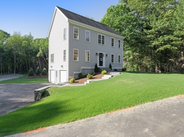 43 Martin Road, Douglas, Massachusetts, 4 Bedrooms Bedrooms, 8 Rooms Rooms,2.5 BathroomsBathrooms,Residential,For Sale,Martin Road,73552857 43 Martin Road, Douglas, Massachusetts, 4 Bedrooms Bedrooms, 8 Rooms Rooms,2.5 BathroomsBathrooms,Residential,For Sale,Martin Road,73552857