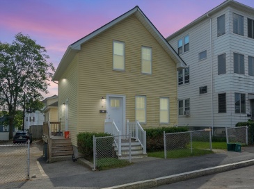 16 Caprera Rd, Worcester, Massachusetts, 2 Bedrooms Bedrooms, 5 Rooms Rooms,1.5 BathroomsBathrooms,Residential,For Sale,Caprera Rd,73516195 16 Caprera Rd, Worcester, Massachusetts, 2 Bedrooms Bedrooms, 5 Rooms Rooms,1.5 BathroomsBathrooms,Residential,For Sale,Caprera Rd,73516195