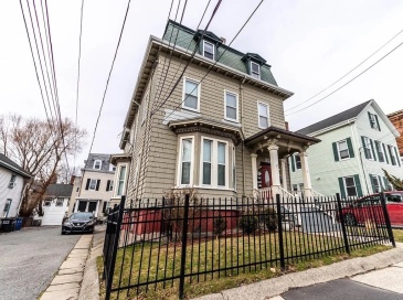 47 Franklin, Somerville, Massachusetts, 2 Bedrooms Bedrooms, 5 Rooms Rooms,1 BathroomBathrooms,Residential Lease,For Rent,Franklin,73553224