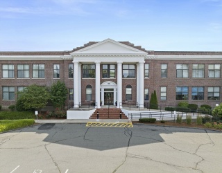 90 Sea Street, Weymouth, Massachusetts, 2 Bedrooms Bedrooms, 5 Rooms Rooms,1.5 BathroomsBathrooms,Residential,For Sale,Sea Street,73542490