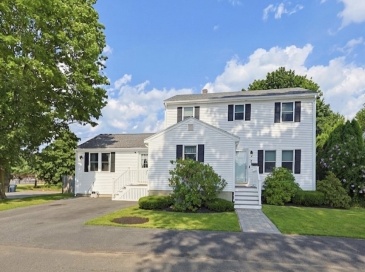 7 Alma Ter, Peabody, Massachusetts, 4 Bedrooms Bedrooms, 7 Rooms Rooms,2.5 BathroomsBathrooms,Residential,For Sale,Alma Ter,73552789 7 Alma Ter, Peabody, Massachusetts, 4 Bedrooms Bedrooms, 7 Rooms Rooms,2.5 BathroomsBathrooms,Residential,For Sale,Alma Ter,73552789