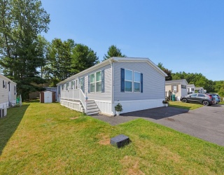 250 Mansfield Ave, Norton, Massachusetts, 3 Bedrooms Bedrooms, 5 Rooms Rooms,2 BathroomsBathrooms,Residential,For Sale,Mansfield Ave,73553233