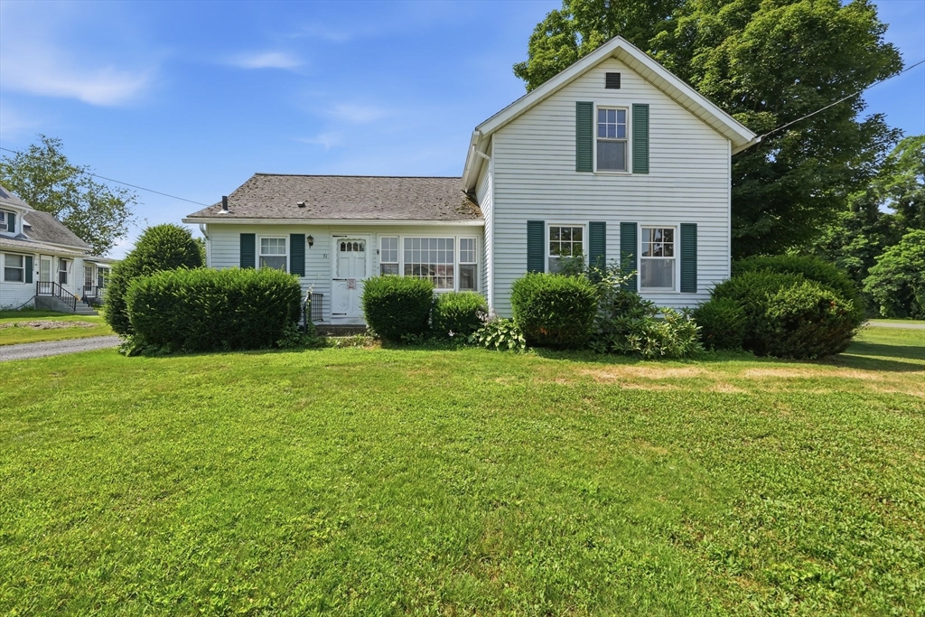 71 Chestnut St, Hatfield, Massachusetts, 2 Bedrooms Bedrooms, 6 Rooms Rooms,1 BathroomBathrooms,Residential,For Sale,Chestnut St,73553124