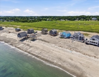 38 Inner Harbor Rd, Scituate, Massachusetts, 4 Bedrooms Bedrooms, 8 Rooms Rooms,2 BathroomsBathrooms,Residential,For Sale,Inner Harbor Rd,73553239