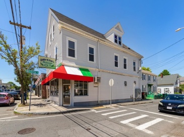 112 North St, Salem, Massachusetts, 4 Bedrooms Bedrooms, 13 Rooms Rooms,2.5 BathroomsBathrooms,Residential Income,For Sale,North St,73377493 112 North St, Salem, Massachusetts, 4 Bedrooms Bedrooms, 13 Rooms Rooms,2.5 BathroomsBathrooms,Residential Income,For Sale,North St,73377493