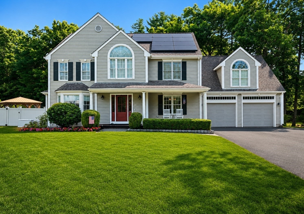 10 Lanes End, Stoughton, Massachusetts, 4 Bedrooms Bedrooms, 9 Rooms Rooms,2.5 BathroomsBathrooms,Residential,For Sale,Lanes End,73553251