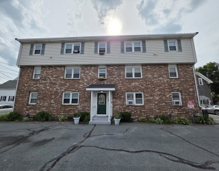 1040 Cove Road Unit 4, New Bedford, Massachusetts, 2 Bedrooms Bedrooms, 4 Rooms Rooms,1 BathroomBathrooms,Residential,For Sale,Cove Road Unit 4,73553277