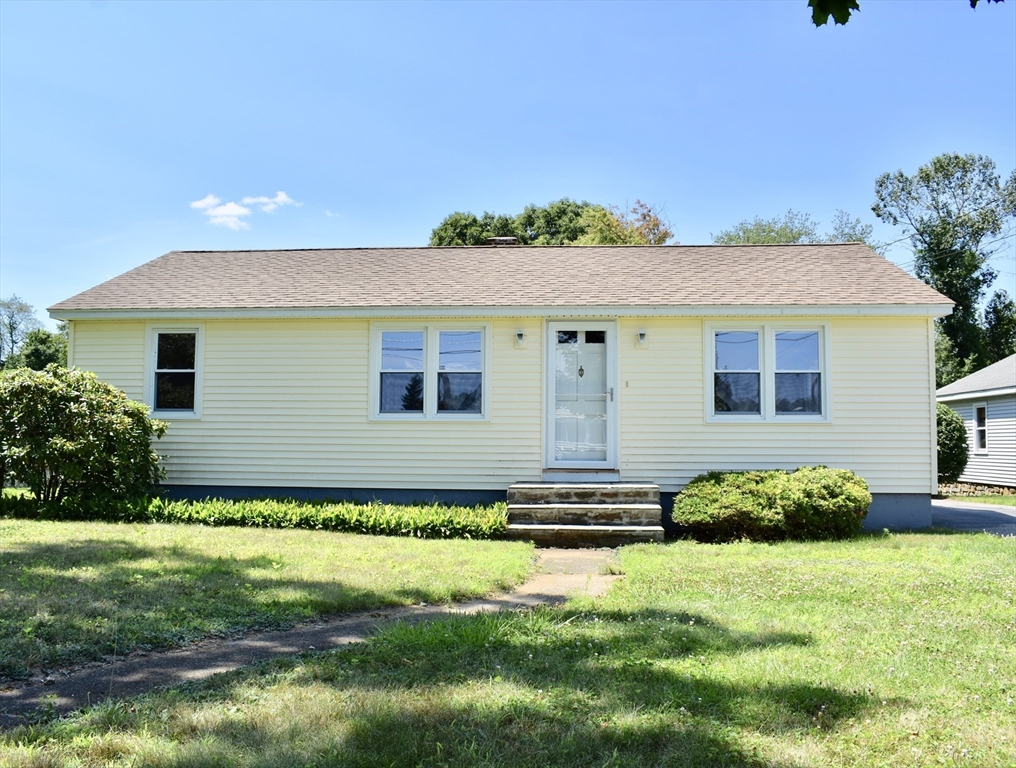 118 Blaine Ave, East Brookfield, Massachusetts, 3 Bedrooms Bedrooms, 5 Rooms Rooms,1 BathroomBathrooms,Residential,For Sale,Blaine Ave,73553257