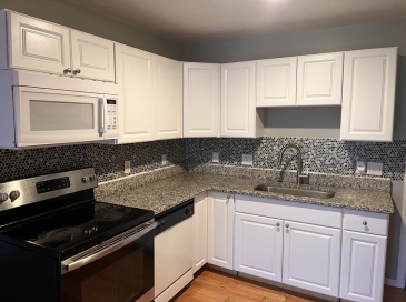 242 Park Avenue, Revere, Massachusetts, 3 Bedrooms Bedrooms, 6 Rooms Rooms,2 BathroomsBathrooms,Residential Lease,For Rent,Park Avenue,73553302