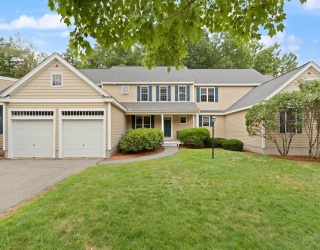 27 Southgate Rd, Westford, Massachusetts, 2 Bedrooms Bedrooms, 5 Rooms Rooms,3.5 BathroomsBathrooms,Residential,For Sale,Southgate Rd,73553307