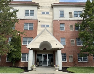 20 Heaths Ct, Lynn, Massachusetts, 2 Bedrooms Bedrooms, 4 Rooms Rooms,1 BathroomBathrooms,Residential,For Sale,Heaths Ct,73553311